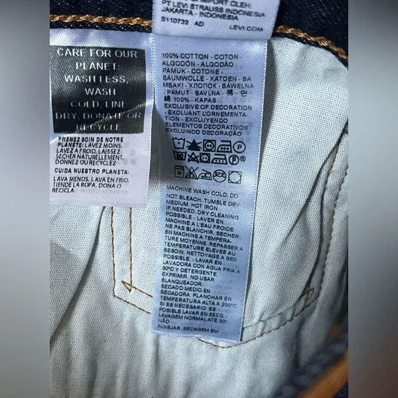 Levi’s Premium 501 90s Straight Leg Selvedge Jeans ‘Blue’ size wmns W27xL36